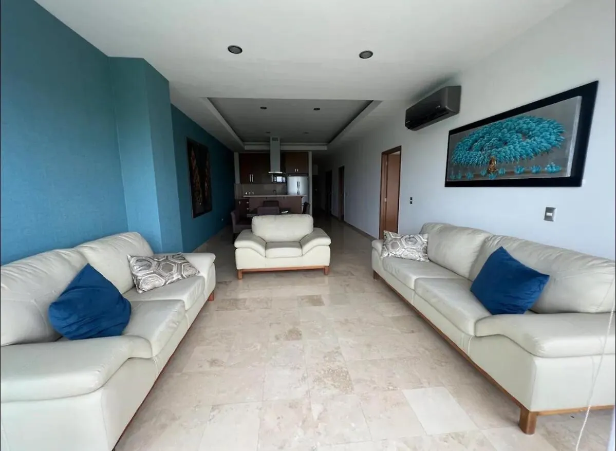Calido Departamento Vacacional Para 6 P Mazatlan Daire